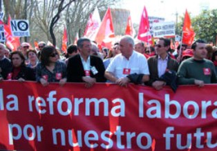 Noticia de Politica 24h: Cayo Lara: si la huelga general finalmente se hace ser porque el PP ha decidido no pararla