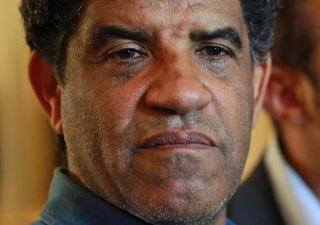 Noticia de Politica 24h: Se debe entregar sin demora a la Corte Penal Internacional al ex jefe de los servicios de inteligencia del coronel Muamar al Gadafi