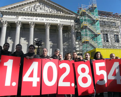Noticia de Politica 24h: UGT. Casi 1.500.000 firmas exigen al Congreso que debata la ILP para la dacin en pago
