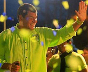 Noticia de Politica 24h: IU felicita por su reeleccin al presidente Correa y pone como ejemplo a seguir su lucha contra la deuda ilegtima