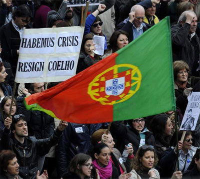 Noticia de Politica 24h: CSI-F reclama al Gobierno que tome nota del Constitucional portugus y devuelva la paga extra confiscada a los empleados pblicos