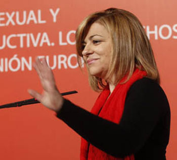 Noticia de Politica 24h: Valenciano cuestiona que las mujeres tengan que 