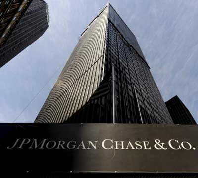 Noticia de Politica 24h: FACUA: JP Morgan pagar una multa de 3.000 millones de euros por las hipotecas basura