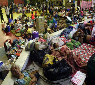 Noticia de Politica 24h: Oxfam: Urge atender a la poblacin afectada por el spertifn Haiyan en Filipinas