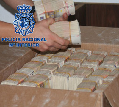 Noticia de Politica 24h: La Policía Nacional se incauta de 10.000.000€ en efectivo y 452 kilos de cocaína ocultos en un chalé de Valencia
